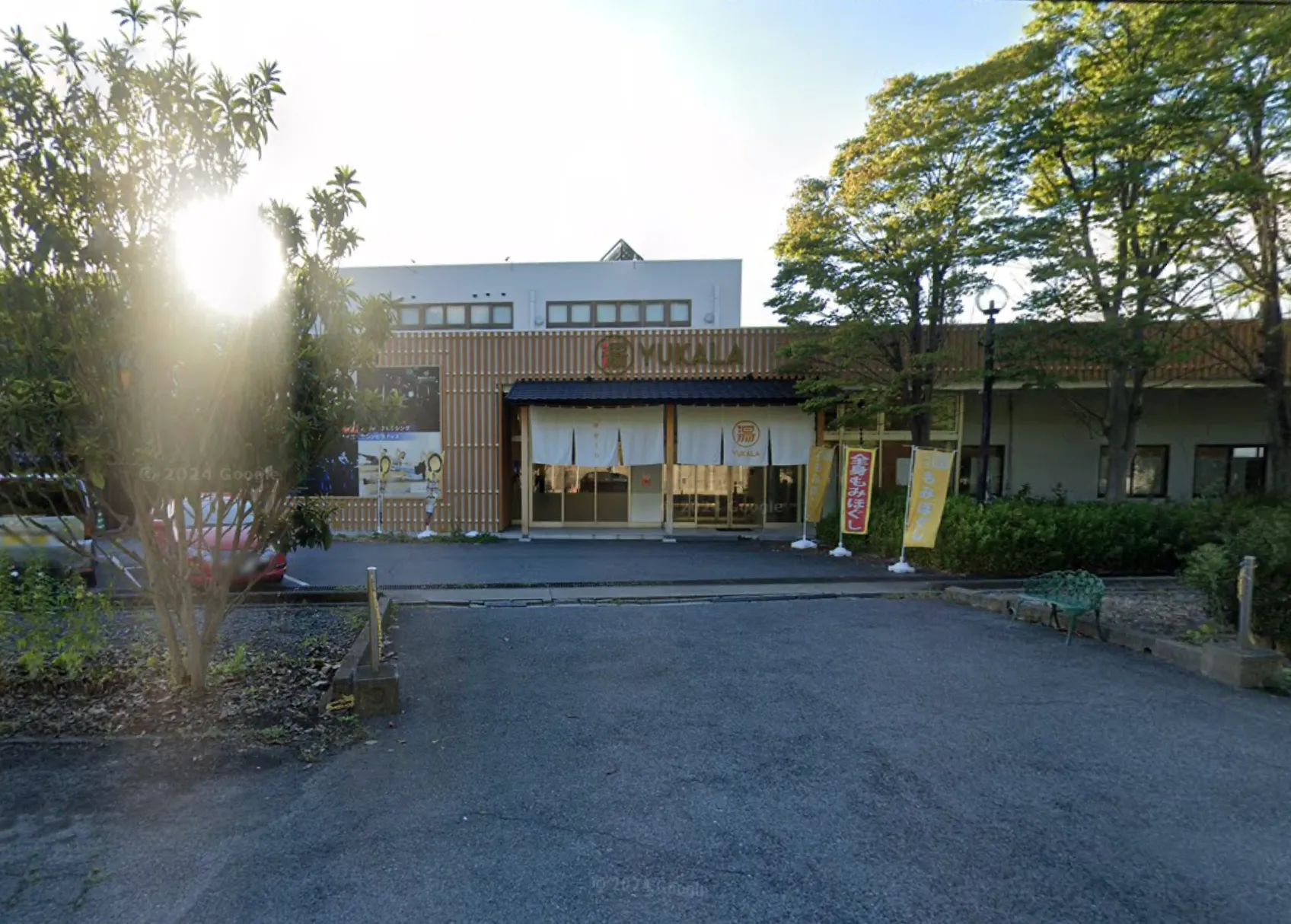 ラバ小山の外観